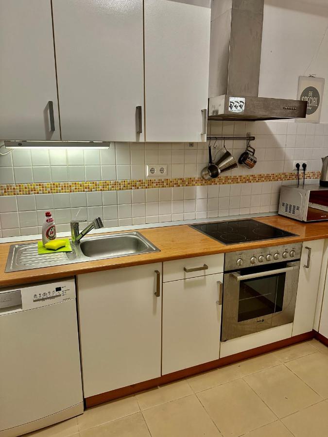 Central Apartment With Balcony Budapest Kültér fotó