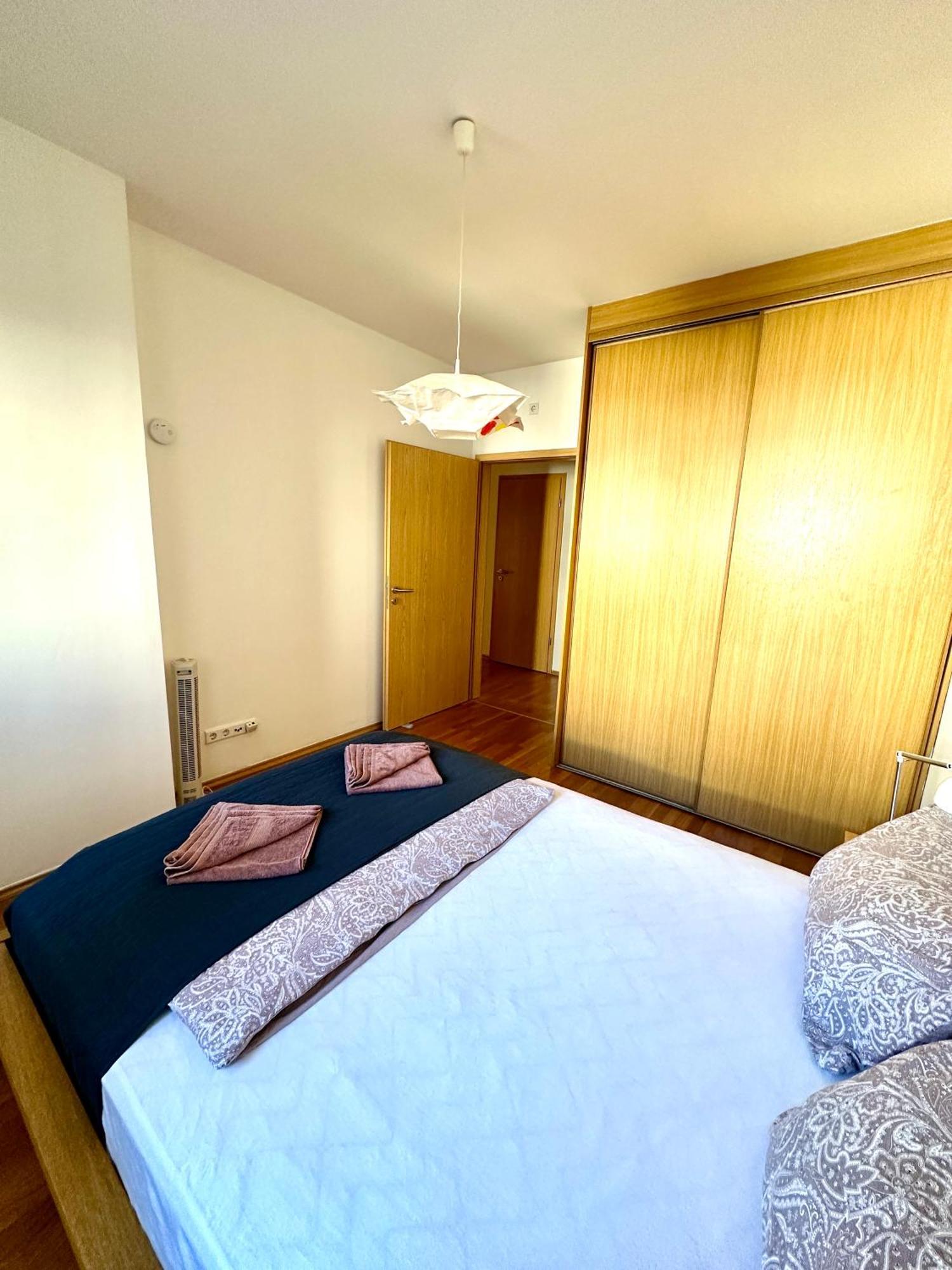 Central Apartment With Balcony Budapest Kültér fotó